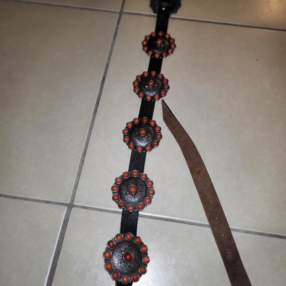 Leather western belt women's with silver conchas